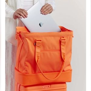 Beis The Weekender in Creamsicle Orange NWT sold out online!